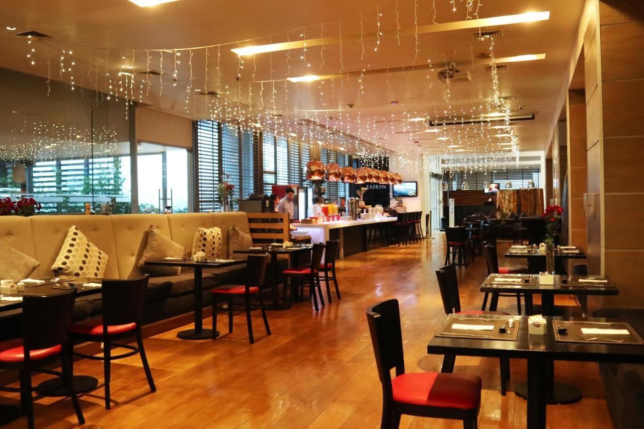 康塞普西翁佩特拉温德姆酒店 外观 照片 The interior of the restaurant