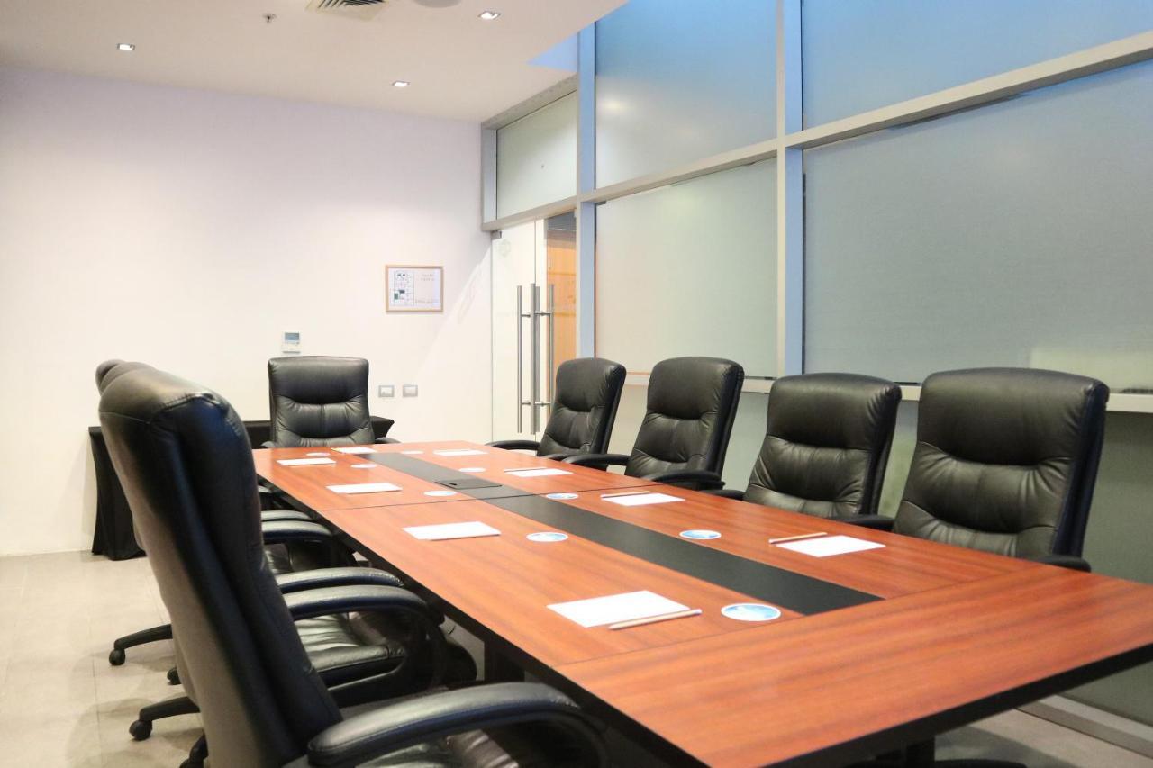 康塞普西翁佩特拉温德姆酒店 外观 照片 A conference room